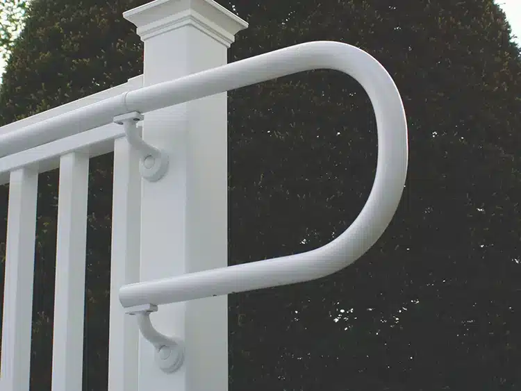 ADA-vy4 Photo of vinyl deck railing