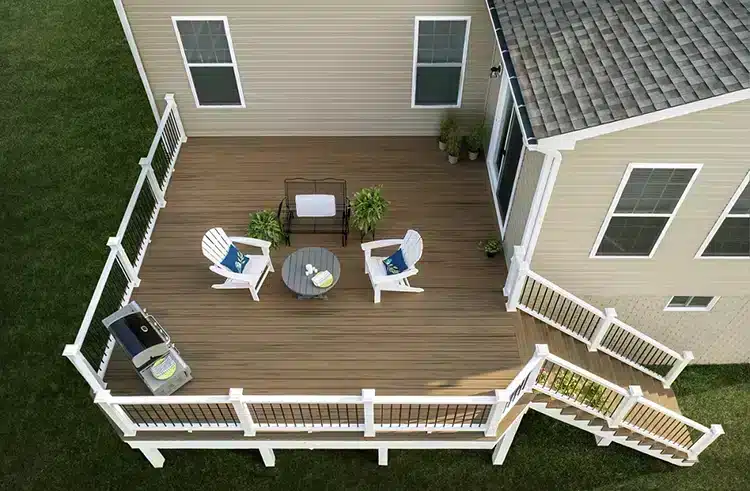 enh-laplante-005-ts-railing-lighting-furniture-aerial-drone-_Article-Image-Main copia 2 Photo of deck with Trex Enhance deck boards